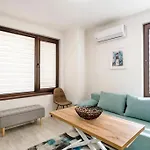 Summer Vibes Apartment